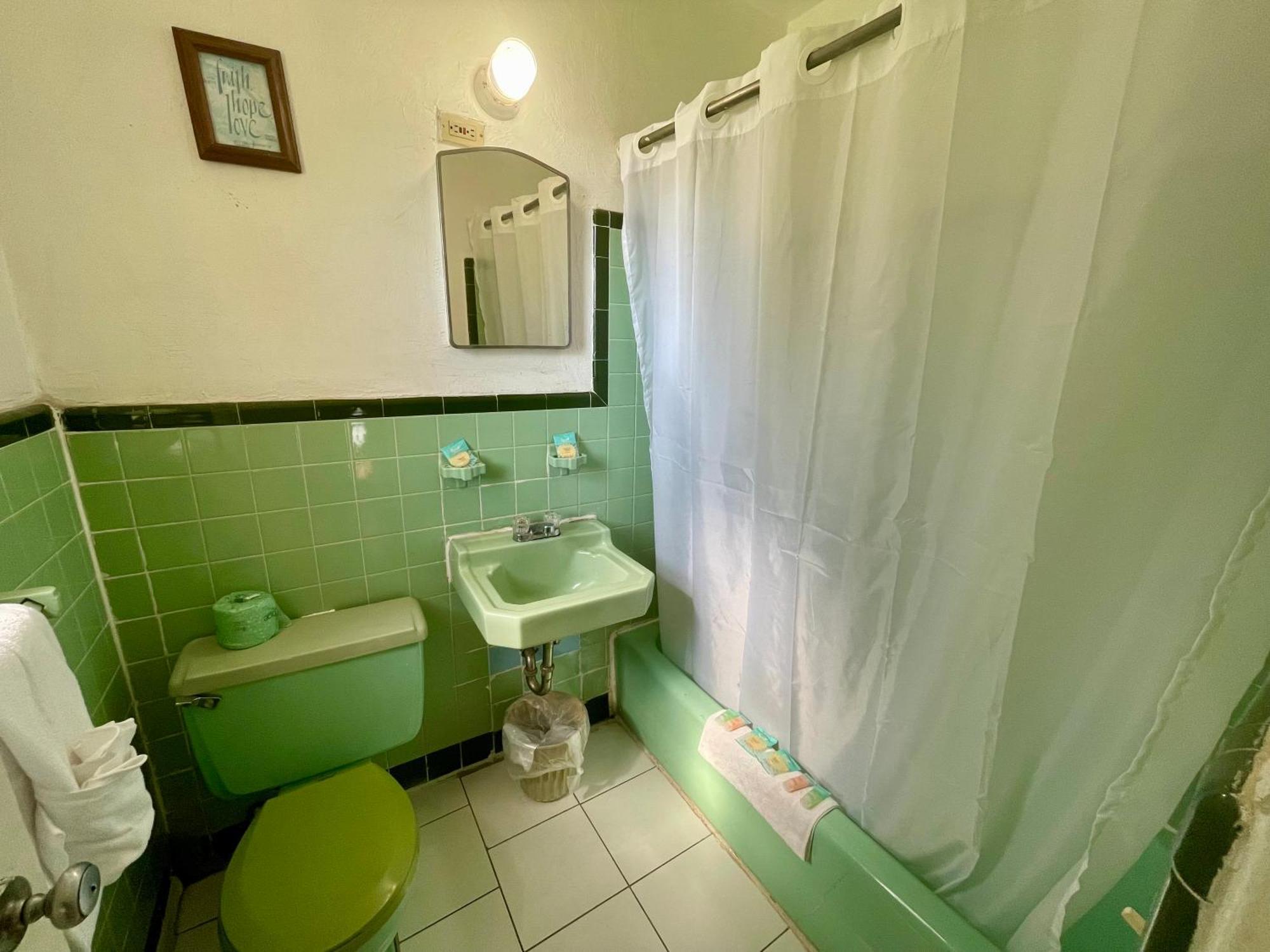 Ocean Holiday Motel เดย์โทนาบีช ภายนอก รูปภาพ